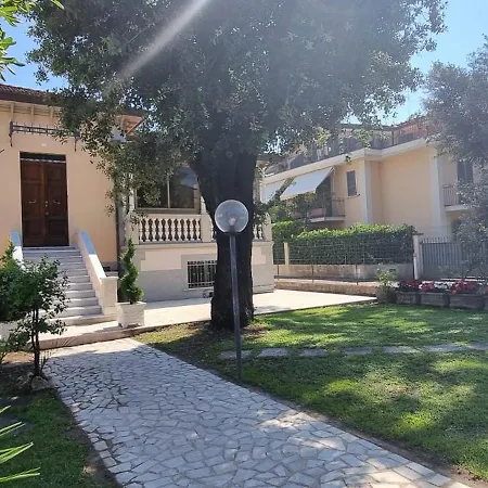 Gioietta Bed & Breakfast Marina di Massa